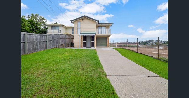 Renovated 4-Bedroom Home - Move In Ready! - Photo 1