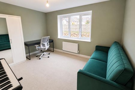 2 bedroom House To Let Total Size: 764 SQ FT - Photo 3