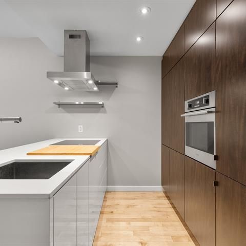 635 Rue St Maurice - Photo 1