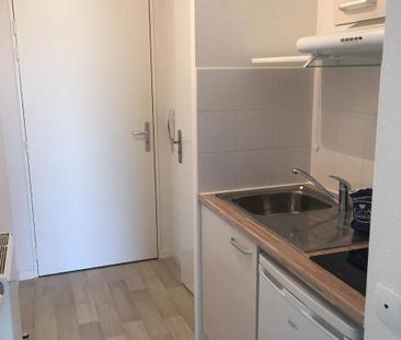 Location Appartement 1 pièce 19m² TOURS 37000 - Photo 2