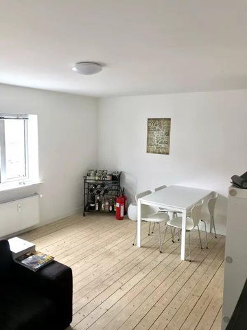 DELEVENLIG 3-VÆRELSERS PENTHOUSE-LEJLIGHED I HJERTET AF AALBORG - Photo 5