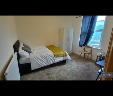 1 bedroom in a house share to rent - Photo 6