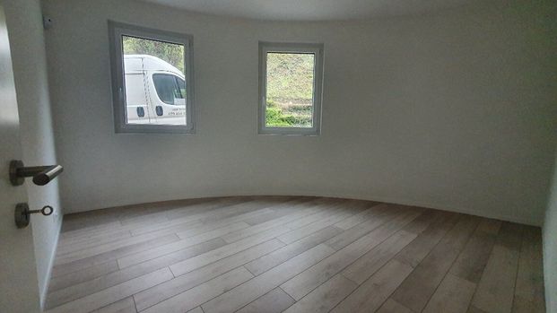 High-end apartment, 4.5 rooms with terrace - Photo 1