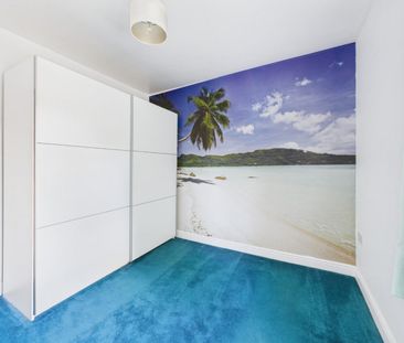 2 bedroom Flat To Let - Photo 5