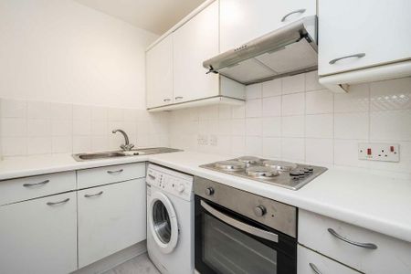 1 bedroom flat to rent - Photo 3
