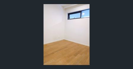 The "Esprit", two-bedroom apartment for rent in the heart of Mascot - Photo 2