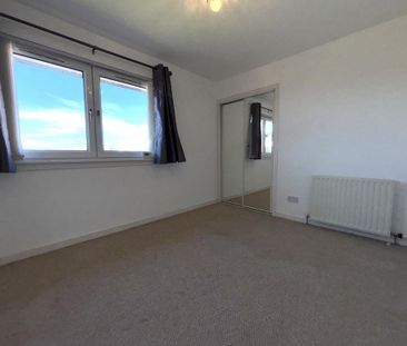 2 bedroom end of terrace house to rent - Photo 6