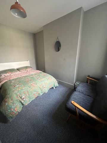 1 Bed Flat, Gilbey Road, SW17 - Photo 3