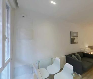 Piso de alquiler en Calle de Santa Julia, San Diego - Foto 1