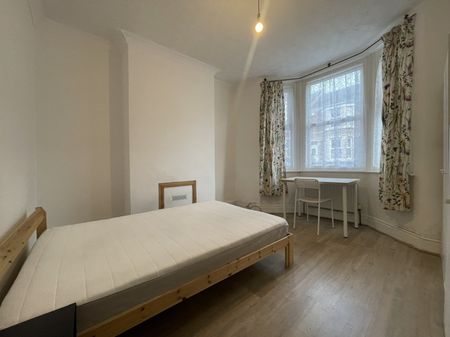 Ladysmith Road, Exeter - Photo 4