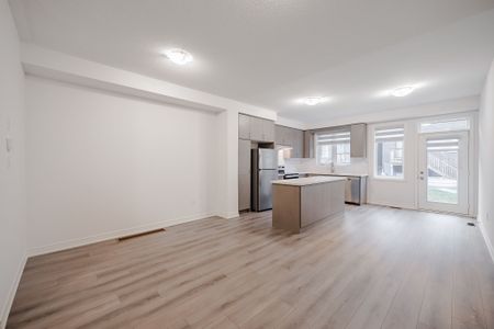 For Lease - 21 Gledhill Crescent, Cambridge, Ontario - Photo 2