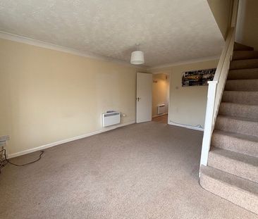 2 bedroom semi-detached to rent Haselmere Close, Bury St Edmunds - Photo 5