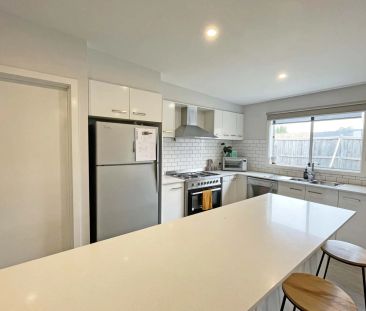 Sought after Chesterfield Estate - Photo 4