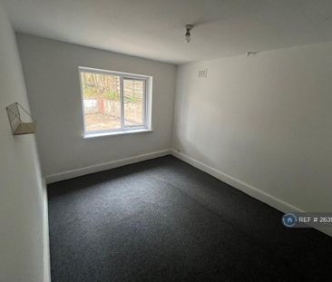 3 bedroom bungalow to rent - Photo 6