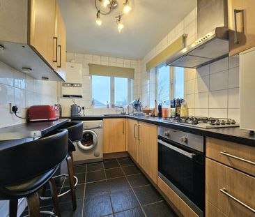 2 bedroom flat to rent - Photo 6