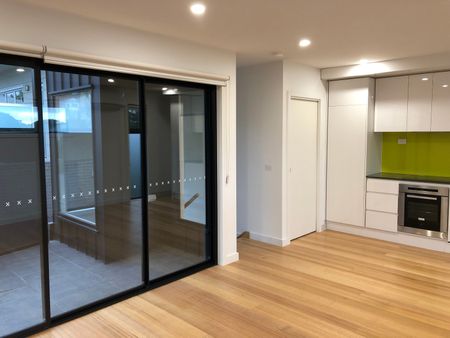 28A Normanby Street, Moonee Ponds VIC 3039 - Photo 2
