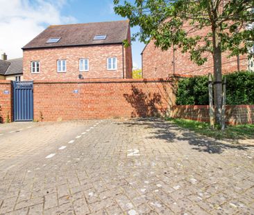 Flat 2, Jason House, Swindon, 10 Poseidon Close, SN25 - Photo 3