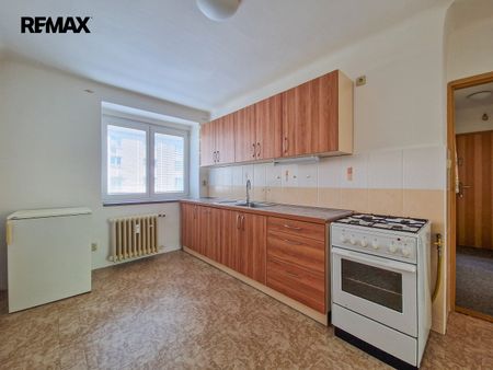 Pronájem bytu 2+1 57 m² - Fotografie 4