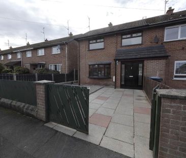 53 Deeny Drive, Lurgan, BT67 9EP - Photo 2