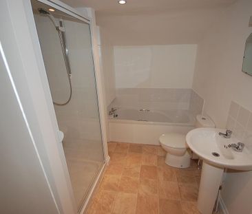 3 bedroom detached house to rent - Photo 3
