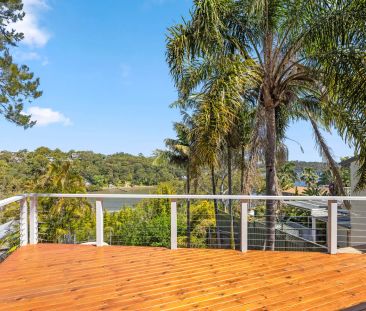 “Low Maintenance Home With Water Views” - Photo 6