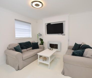 2 bedroom semi-detached house to rent - Photo 5