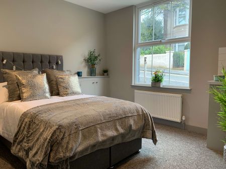 Convenient House Share in Brighton Room 5 - Photo 4