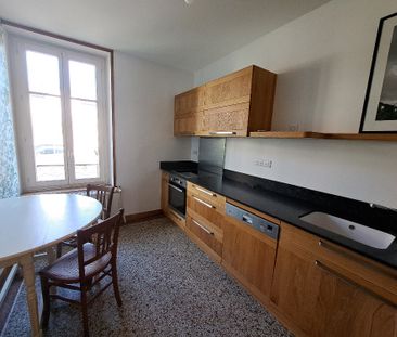 Location Appartement 4 pièces 83m² - Photo 5