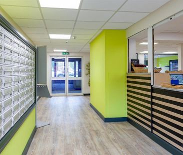 1 bedroom in a flat share to rent - Photo 6