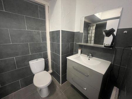 Location Appartement 2 pièces 37m² NICE 06200 - Photo 3