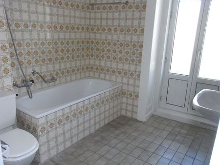 Appartement de 4 pièces en ville avec balcon - Foto 5