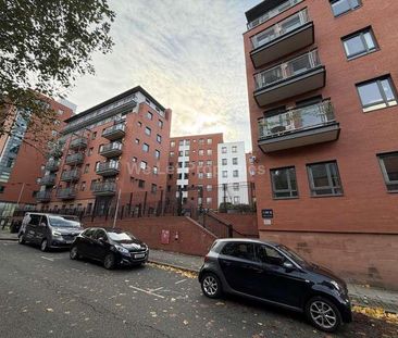 City Gate, Castlefield, M15 - Photo 3