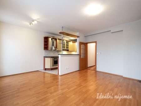 Pronájem bytu 3+kk 70 m2 - Fotografie 3