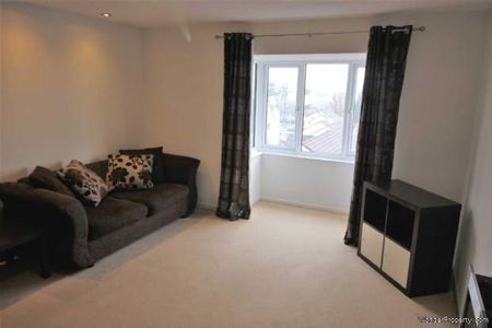 2 bedroom property to rent in Plymouth - Photo 5