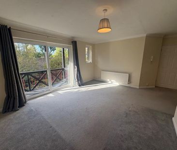 Albury Road, Surrey, GU1 - Photo 4