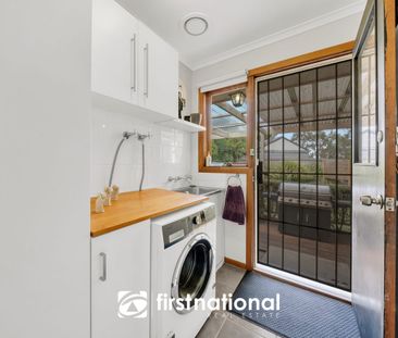 Lovely 3-Bedroom Home in the Heart of Berwick! - Photo 2