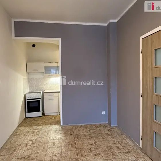 Pronájem bytu 1kk, 37 m - Фото 1