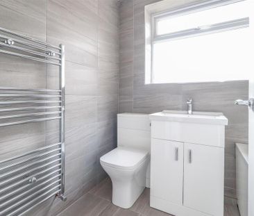 3 bedroom terraced house to rent - Photo 6