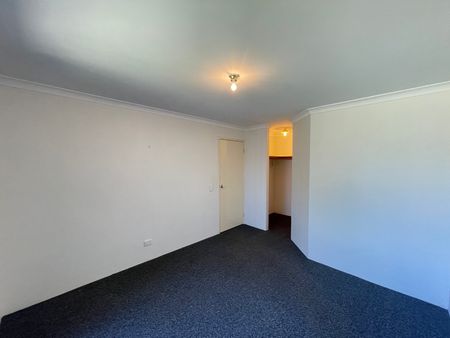 24 Werang Entrance, South Guildford WA 6055 - House For Rent | Domain - Photo 4