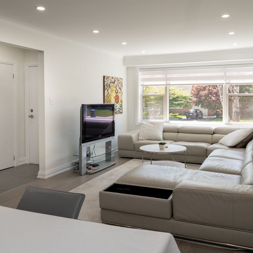 For Lease - 29 Broadview Avenue Unit# 2, Mississauga, Ontario - Photo 1