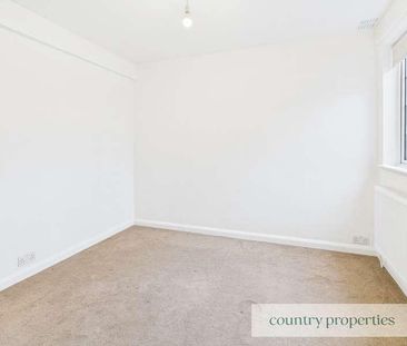 High Street, Stevenage, SG1 - Photo 3