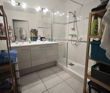 Location Appartement 3 pièces 64m² PLAN DE CUQUES 13380 - Photo 3
