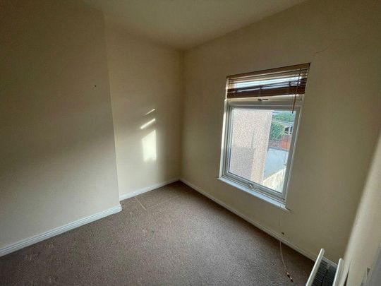 2 bedroom property to rent - Photo 1