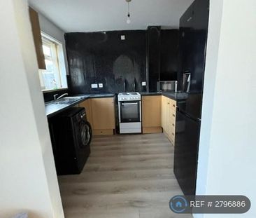 2 bedroom end of terrace house to rent - Photo 6