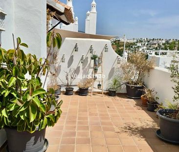 Atico en alquiler en Estepona Este, Estepona - Photo 1