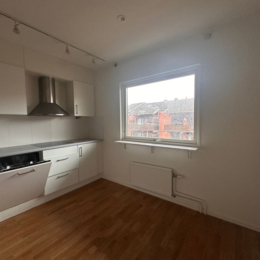 Nytorgsbacken 55- 2 rok (lgh 1302) - Foto 1