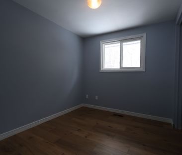 For Lease - 82 Steffler Drive, Guelph, Ontario - Photo 2