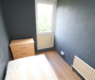 Room in a Shared Flat, Dethick Court, E3 - Photo 6