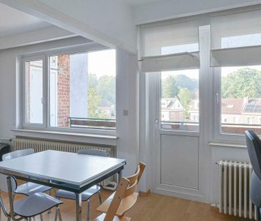 Appartement te huur in Sint-Pieters-Woluwe voor € 1.150 met 2 slaap... - Photo 4