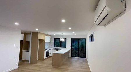 Charming 3BR Home in Glen Eden! - Photo 4